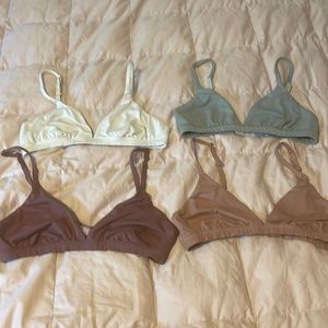 4-SKIMS FITS EVERYBODY BRALETTES SMALL